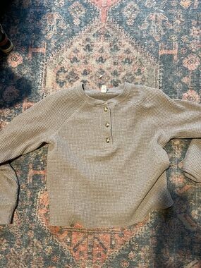 Old Navy Taupe Waffle Henley Top